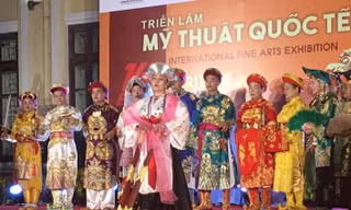 Tranh cãi quanh vụ hầu đồng trong trường Đại học Huế