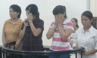 Các bị cáo tại phiên tòa