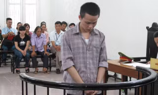 Tên sát nhân trong phiên xử. Ảnh: BH