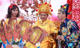 Dân mạng thi nhau săn lùng vé xem Táo Quân dù giá gần 10 triệu đồng/cặp 