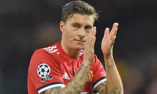 Victor Lindelof khẳng định sẽ không rời M.U trong hè 2018.