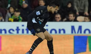 Alexis Sanchez sẽ nghỉ thi đấu hết năm.