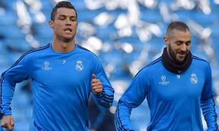 Ronaldo và Benzema chắc chắn sẽ ra sân trước Man City.