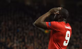 Romeu Lukaku dính chấn thương và nguy cơ nghỉ 2 trận còn lại của M.U.