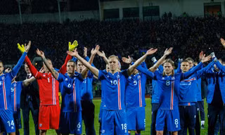 Iceland lập kỳ tích lịch sử.