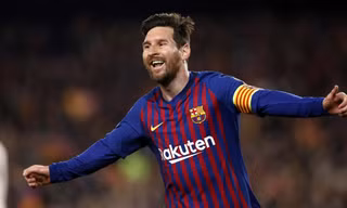 Messi thắng trong cuộc bầu chọn "tiền đạo hay nhất thế giới" do Goal tổ chức.