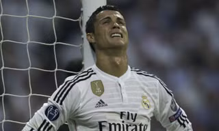 Ronaldo sẽ nhận lương “khủng” nếu tới PSG.