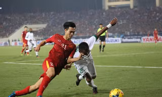 Tuyển Việt Nam thua Indonesia với tổng tỷ số 3-4 sau hai lượt trận ở vòng bán kết. Ảnh: Như Ý
