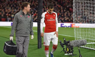 Henrikh Mkhitaryan nghỉ thi đấu dài hạn vì chấn thương.