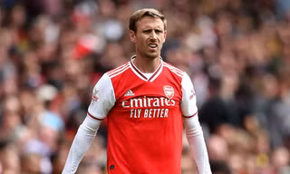Nacho Monreal đã chơi rất tệ trước Liverpool.