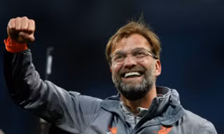 HLV Jurgen Klopp hạnh phúc với màn trình diễn của các học trò.