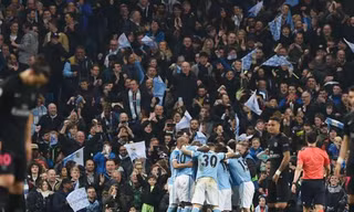 Man City có thể bị UEFA trừng phạt vì để CĐV đốt pháo sáng trên sân.