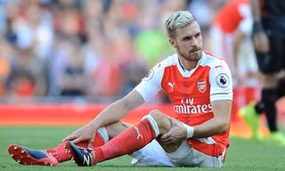 Ramsey sẽ nghỉ 3 tuần vì chấn thương.