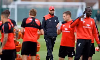 Jurgen Klopp thể hiện "kỷ luật thép" ở Liverpool.