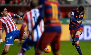 Messi cán mốc 301 bàn tại La Liga.