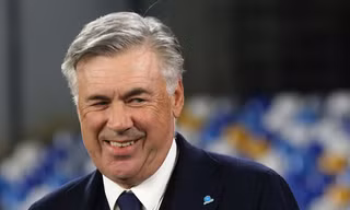 HLV Carlo Ancelotti của Everton.