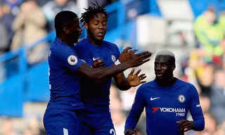 Tiemoue Bakayoko, Michy Batshuayi và Kurt Zouma chuẩn bị rời Chelsea.