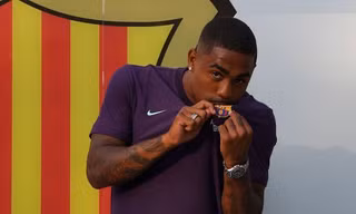 Roma vẫn chưa hết cay cú khi bị Barcelona "hớt tay trên" vụ Malcom.