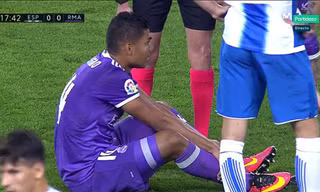 Casemiro dính chấn thương khá nặng.