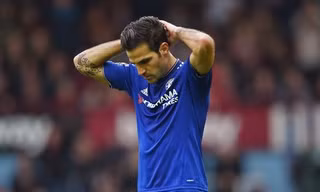 Fabregas tiếp tục gây thất vọng.