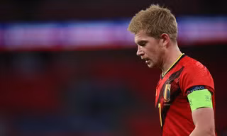 Kevin de Bruyne vừa bị ĐT Bỉ trả về Man City vì gặp vấn đề thể lực.