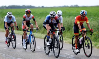 Nguyễn Thị Thật nằm trong tốp 2 suốt 100km đầu tiên nhưng chỉ về đích thứ 73 ở Olympic Paris 2024