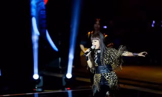 Học trò Mr. Đàm giả gái không 'cứu' được The Voice tẻ nhạt