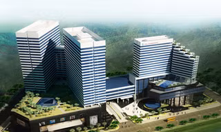 Bầu Đức 'cưỡi cọp', HAGL chênh vênh