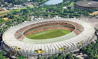 Gái mại dâm đổ xô học tiếng Anh chờ World Cup