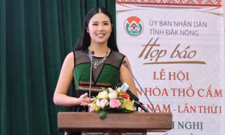 Hoa hậu Ngọc Hân- Đại sứ văn hóa thổ cẩm Việt Nam