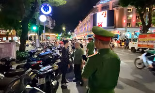 Xử lý hàng loạt điểm gửi xe tự phát, 'chặt chém' quanh hồ Hoàn Kiếm dịp nghỉ lễ 2/9