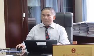 Không thi Văn, trường sẽ chọn được nhân tài