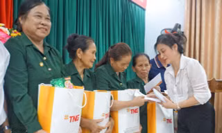 Tri ân các cựu thanh niên xung phong có hoàn cảnh khó khăn ở Hà Tĩnh