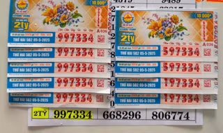 3 người tại Trà Vinh trúng 5 vé số độc đắc