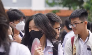 TP.HCM công bố điểm chuẩn vào lớp 10 chuyên và tích hợp năm học 2023 - 2024
