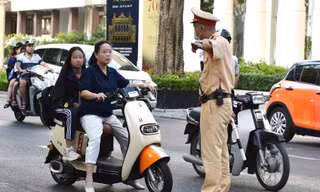 Người dân được ghi âm, ghi hình nhưng không được làm ảnh hưởng hoạt động của CSGT