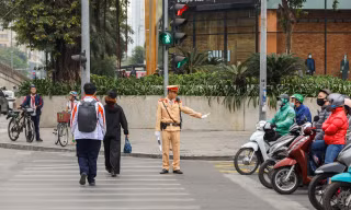 Hà Nội triển khai mô hình 'Ngã tư an toàn giao thông' tại 20 nút giao thông