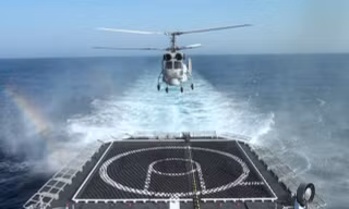 Đón xuân mới, người lính Không quân Hải quân dâng hiến sức trẻ, sẵn sàng chiến đấu cao 