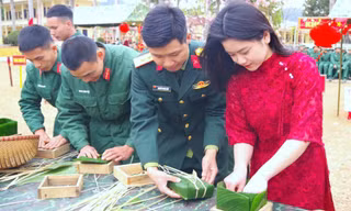 Chiến sĩ Đoàn Hoài Ân đón Tết vui tươi, tuyệt đối không rượu bia