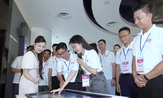 Xây dựng niềm tin, truyền lửa bảo vệ Tổ quốc