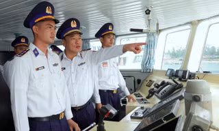Tư lệnh Lê Quang Đạo yêu cầu Vùng Cảnh sát biển 4 không khoan nhượng với tội phạm