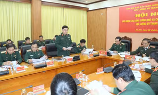 Tiền lương phải gắn với vị trí công tác trong lực lượng vũ trang