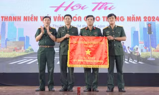 Tuổi trẻ Quân đội và tỉnh Ninh Thuận thi tài tuyên truyền văn hóa giao thông