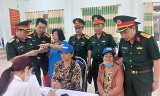 Xuân đoàn kết - Tết thắm tình quân dân của tuổi trẻ Quân đội