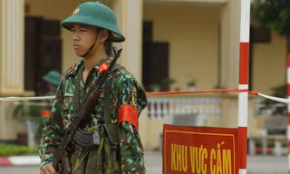 Mục kích lính công binh huấn luyện chống khủng bố 