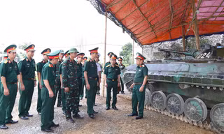 Đảm bảo sức khỏe bộ đội và vũ khí trang bị cho nhiệm vụ A80
