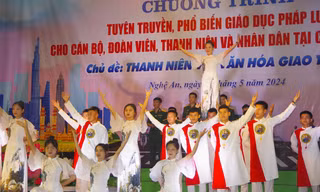 Giáo dục văn hóa giao thông cho thanh niên bằng mô hình mới, hấp dẫn
