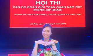 Thiếu tá quân nhân chuyên nghiệp Nguyễn Thị Kim Dung, Bí thư Chi đoàn cơ sở Nhà hát Kịch nói Quân đội (Tổng cục Chính trị) là một trong những thí sinh tham gia vòng sơ khảo cấp toàn quân