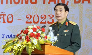 Đại tướng Phan Văn Giang mong muốn báo chí phối hợp chặt chẽ hơn nữa với Bộ Quốc phòng