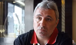Được tài trợ 1 triệu USD, VFF sắp có Stoichkov?